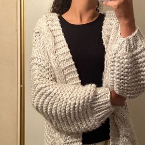 Chunky gray knit sweater